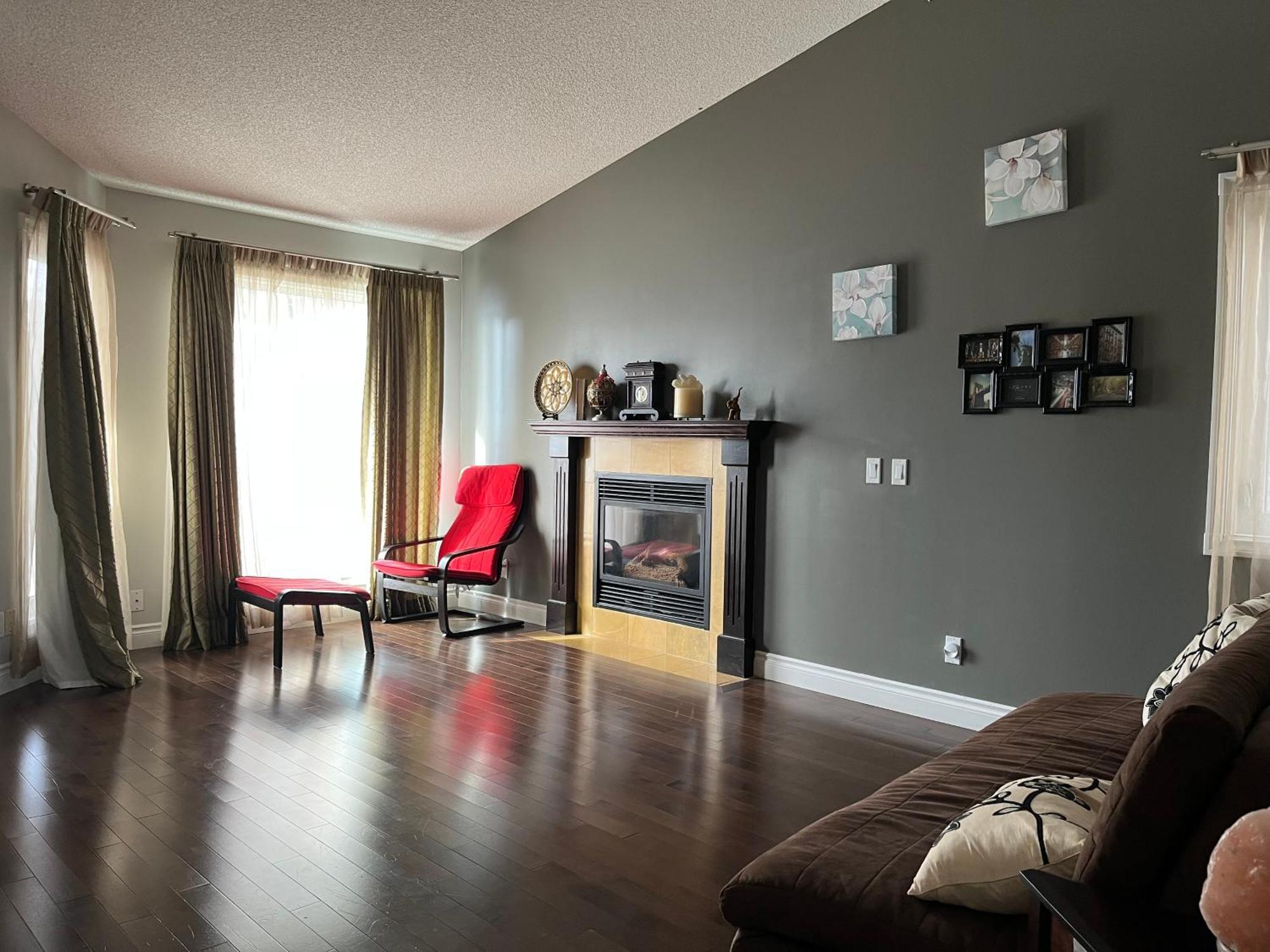 Citadel Cozy Quilt Private Bedroom Calgary Exterior photo